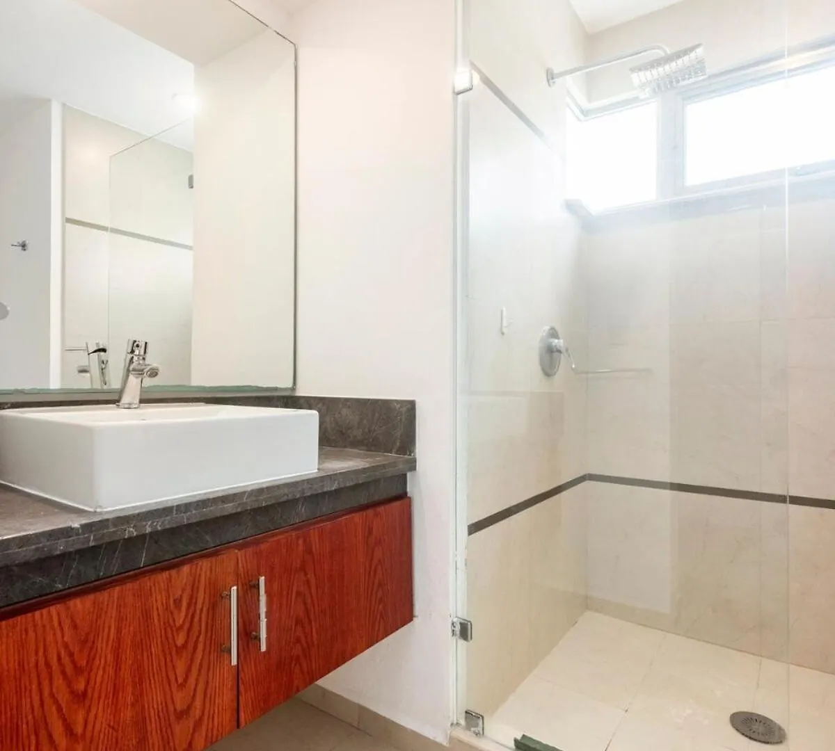 Experience Tranquility And Comfort Accommodation, Near Main Attractions In Riviera Maya Lafitte
